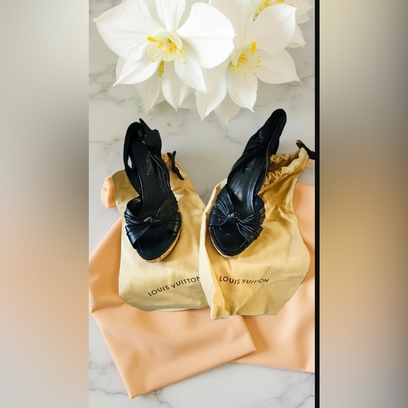 Louis Vuitton Black Bow Slingback Heels - Picture 1 of 9